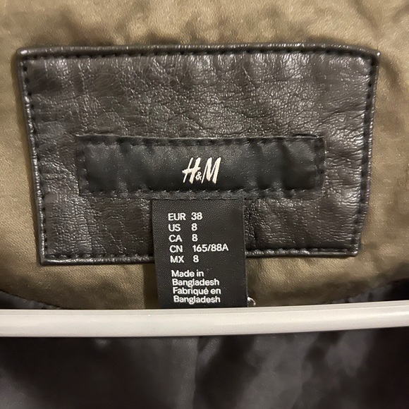 H&M Coat - Picture 3 of 3